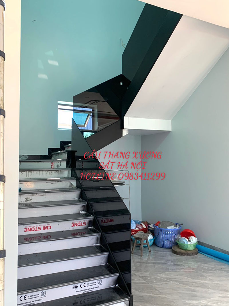 cau thang xuong ca (24)